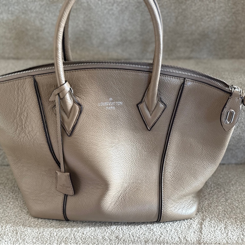 Designer Inspired Veau Cachemire Soft Lockit Galet Color